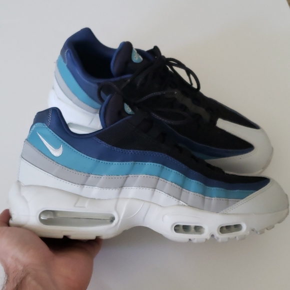 nike air max 95 reverse stash